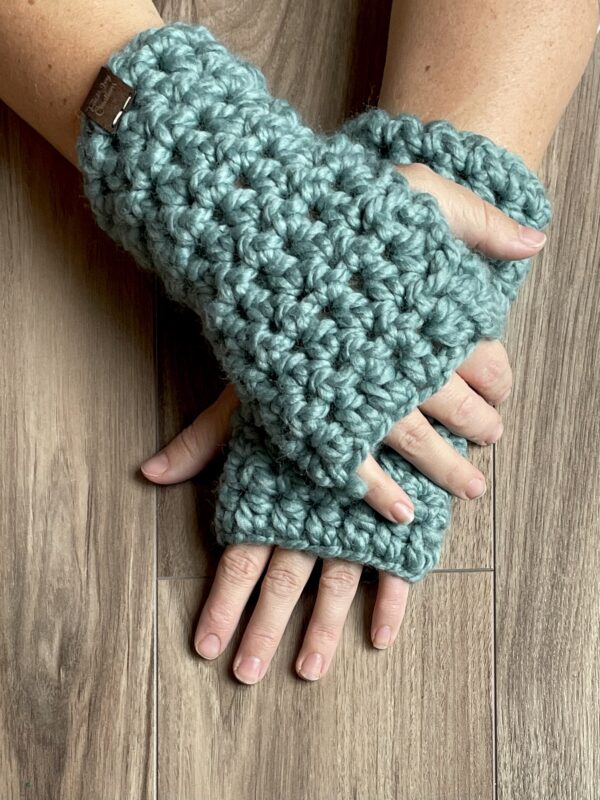 Whistler Alpine Fingerless Mitten - Image 2